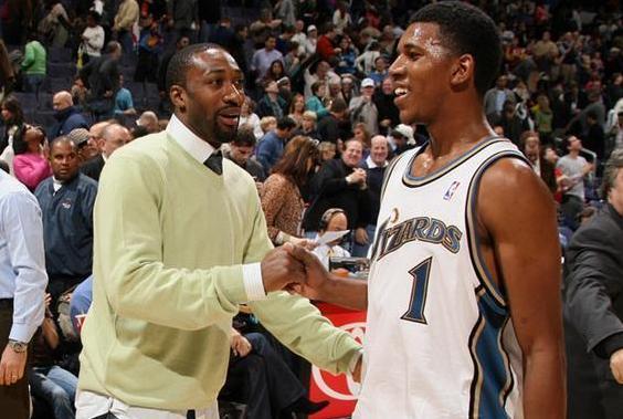 前水晶宫老板：我和船王是合作关系，但我们没有友情价交易（前水晶宫老板称：与船王仅为合作，未有友情价交易）